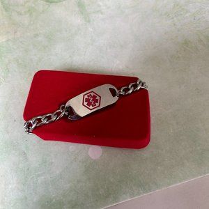 BRAND NEW    DIABETIC BRACELET